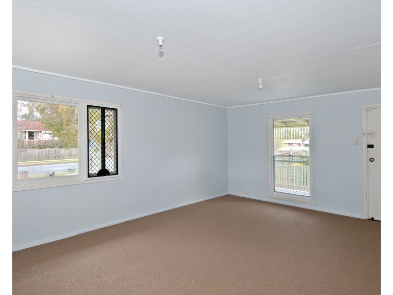 8 Fendale Street, Eagleby QLD 4207