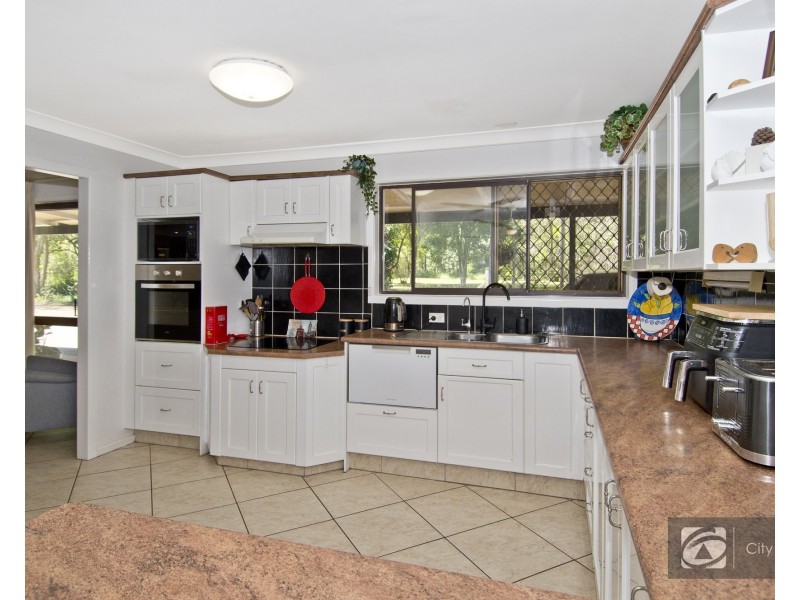 32 Carol Street, Bahrs Scrub QLD 4207