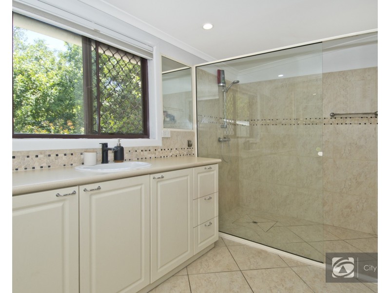 32 Carol Street, Bahrs Scrub QLD 4207