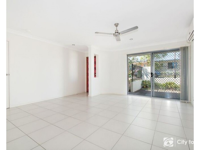 2/10 Wollumbin Crescent, Waterford QLD 4133