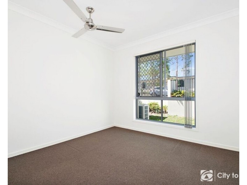 2/10 Wollumbin Crescent, Waterford QLD 4133