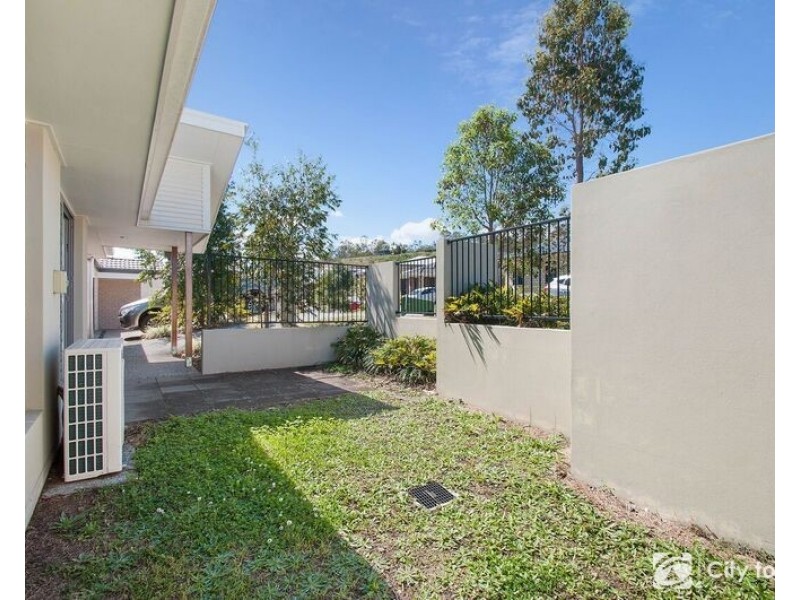 2/10 Wollumbin Crescent, Waterford QLD 4133