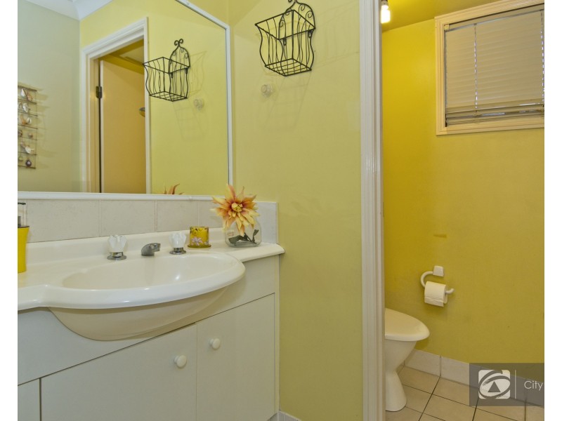 3 Riley Court, Windaroo QLD 4207