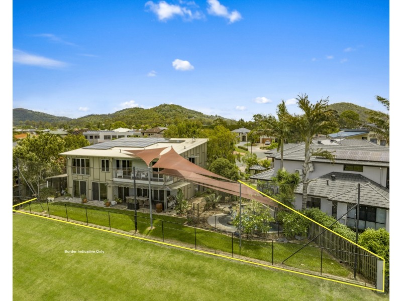 8 Riverside Terrace, Windaroo QLD 4207