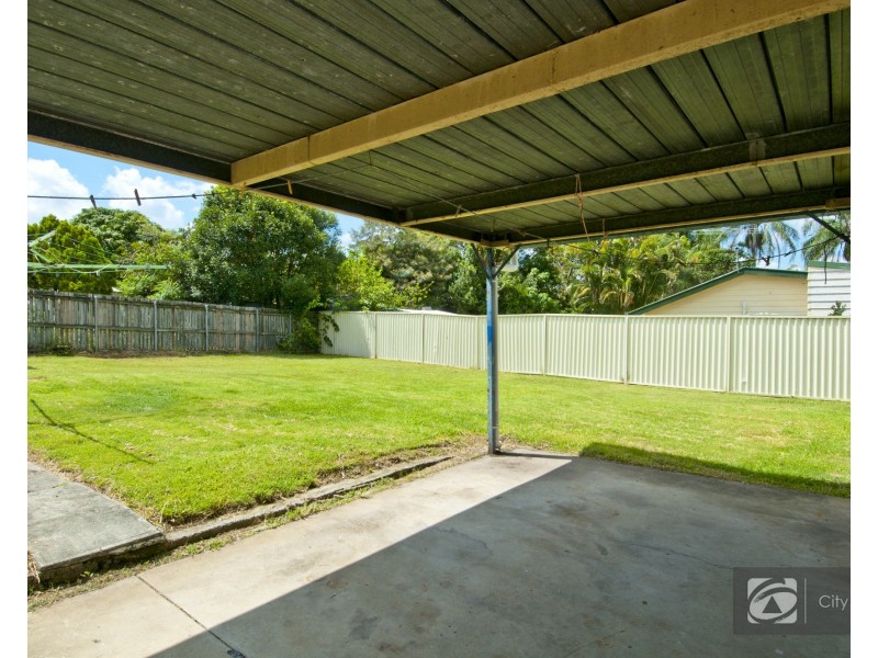 10 Peppermint Street, Crestmead QLD 4132