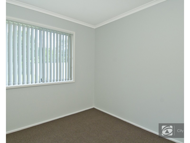 10 Peppermint Street, Crestmead QLD 4132