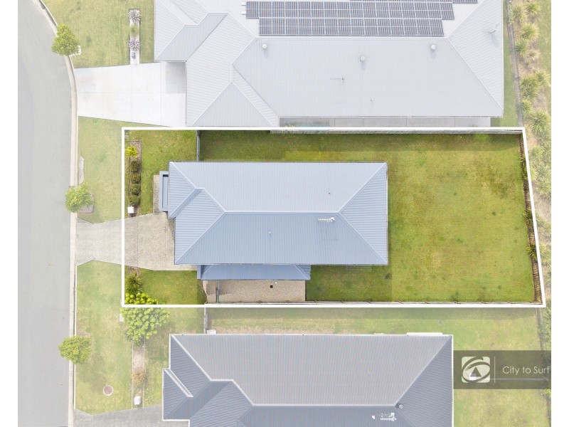 9 Greenview Circuit, Arundel QLD 4214