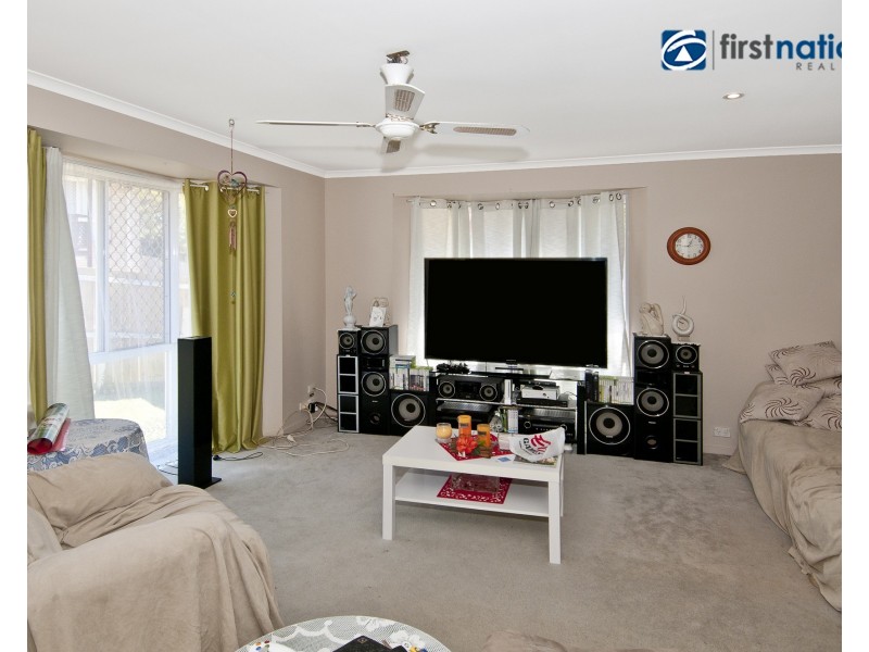 5 Kuter Court, Edens Landing QLD 4207
