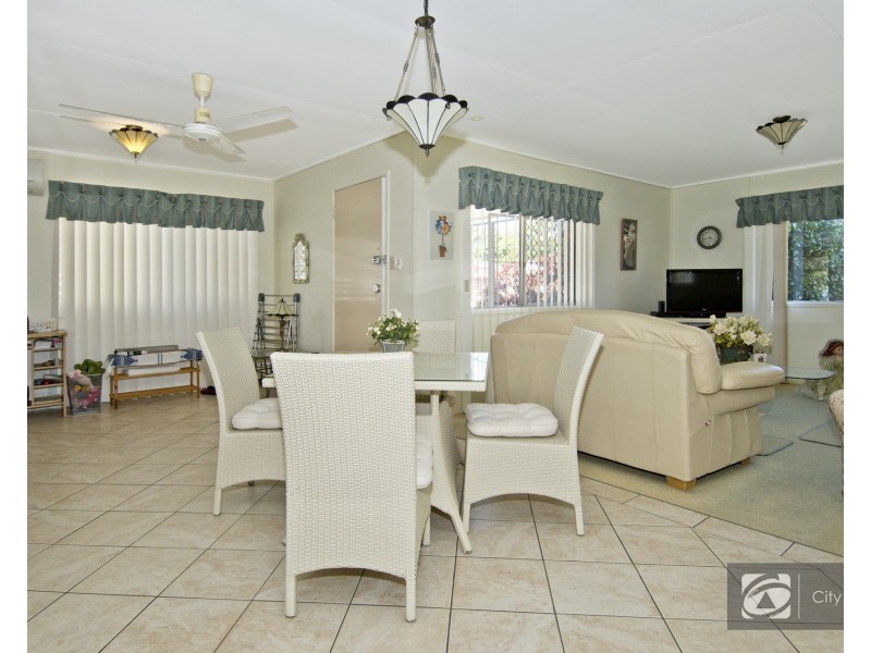 14 Monash Street, Woodridge QLD 4114