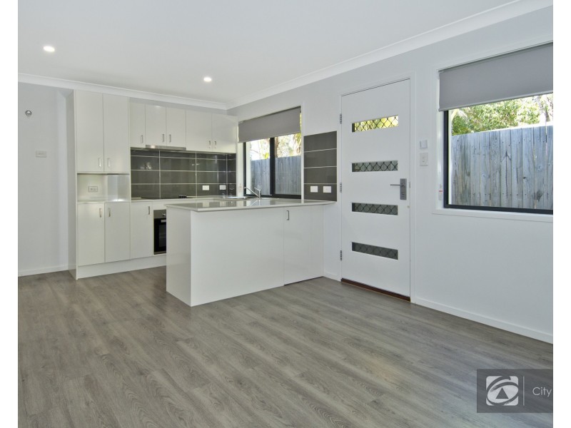 2/5 Ellie Court, Loganlea QLD 4131