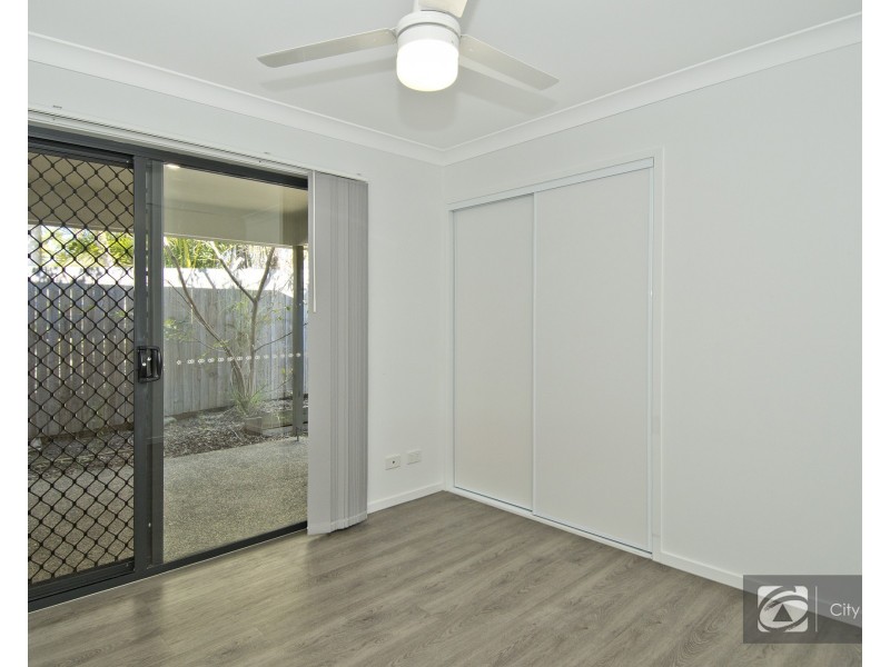 2/5 Ellie Court, Loganlea QLD 4131