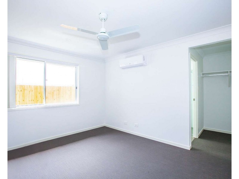 26 First Street, Holmview QLD 4207
