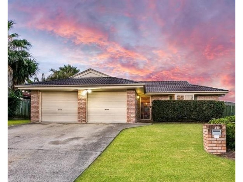 11 Robert South Drive, Crestmead QLD 4132