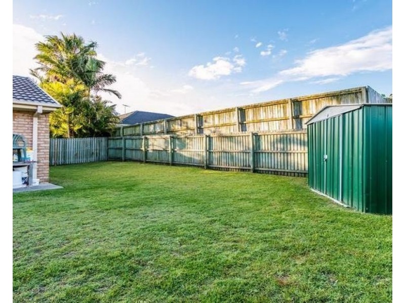 11 Robert South Drive, Crestmead QLD 4132