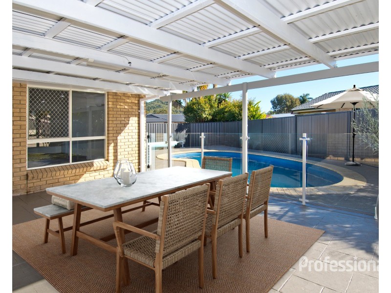3 Riley Court, Windaroo QLD 4207