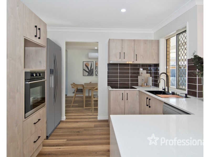 3 Riley Court, Windaroo QLD 4207