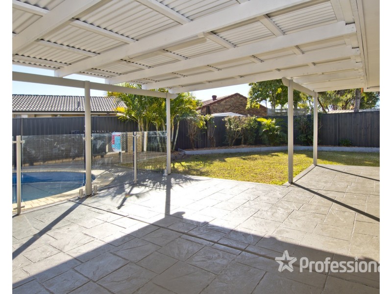 3 Riley Court, Windaroo QLD 4207