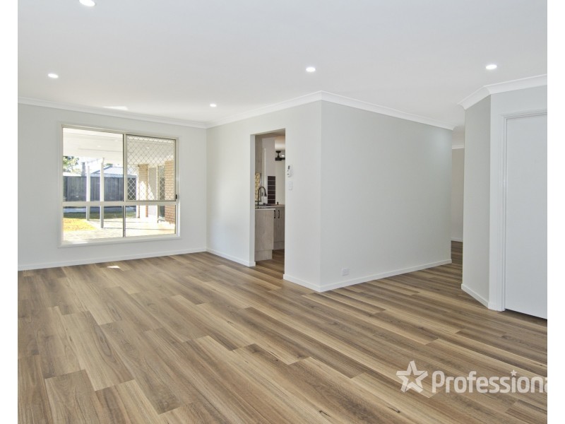 3 Riley Court, Windaroo QLD 4207