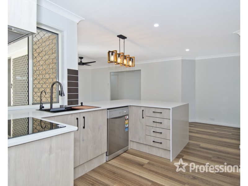 3 Riley Court, Windaroo QLD 4207