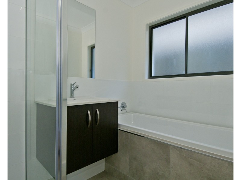 40 Derwent Close, Holmview QLD 4207