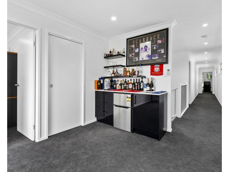 19 Susan Godfrey Drive, Windaroo QLD 4207