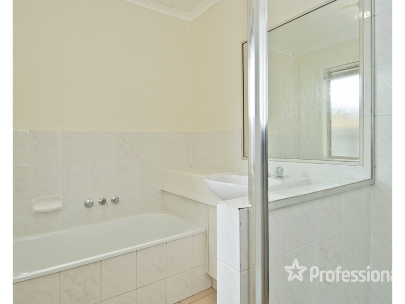 3 Miles Court, Eagleby QLD 4207