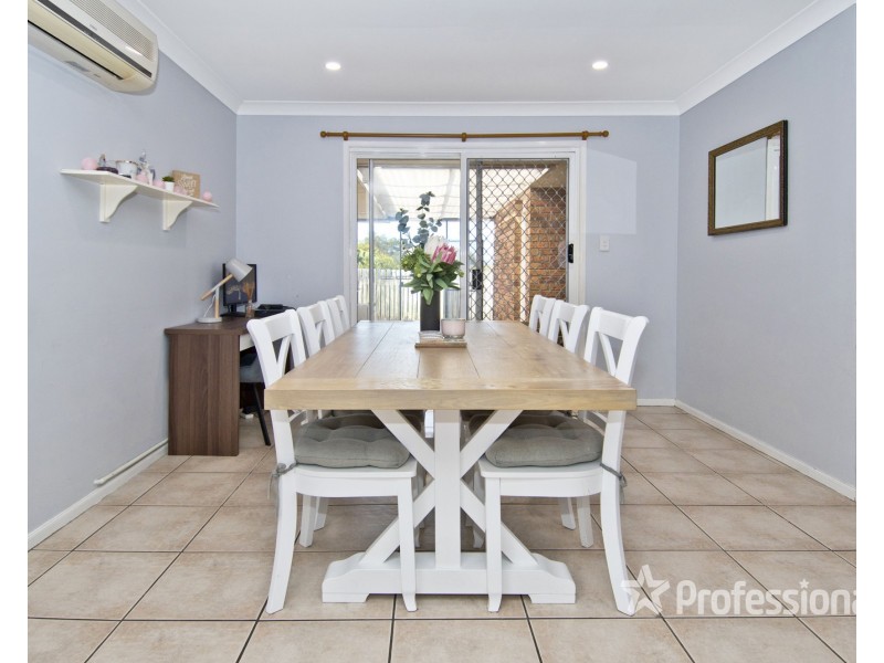 8 Kummara Road, Edens Landing QLD 4207