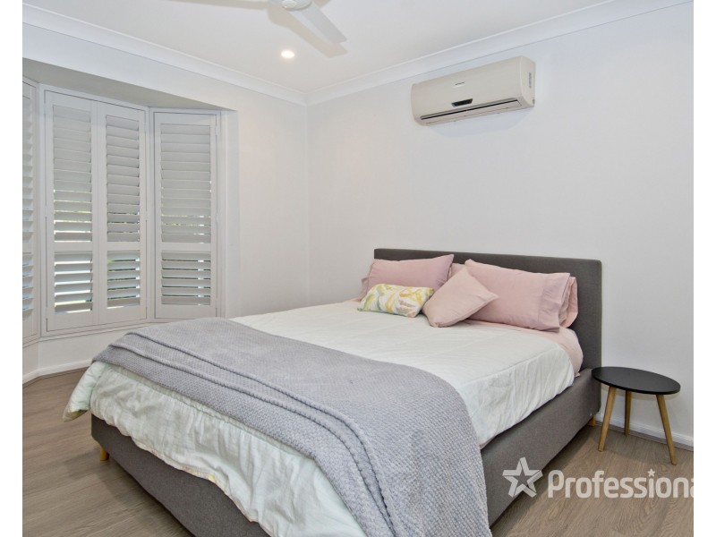 8 Kummara Road, Edens Landing QLD 4207