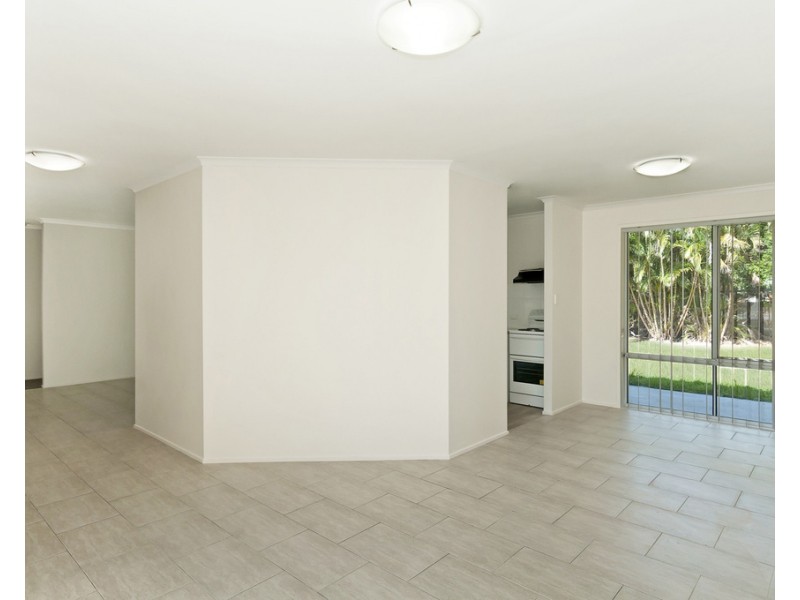 10 Seymour Court, Eagleby QLD 4207