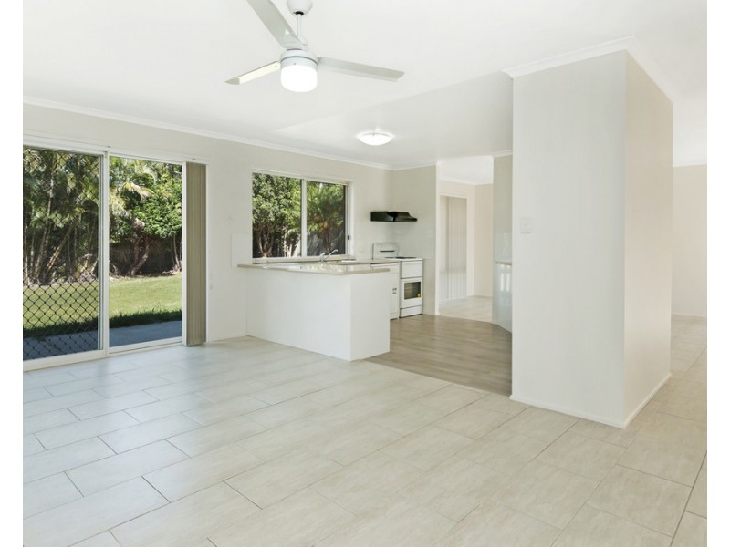 10 Seymour Court, Eagleby QLD 4207