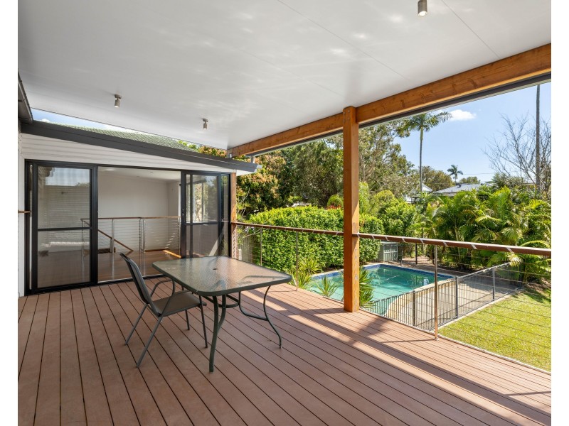 15 Coleridge Street, Stafford Heights QLD 4053