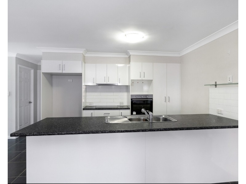 43 Whipbird Circuit, Victoria Point QLD 4165