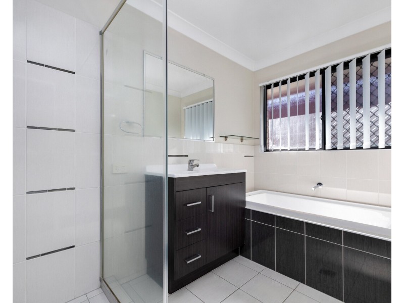 43 Whipbird Circuit, Victoria Point QLD 4165
