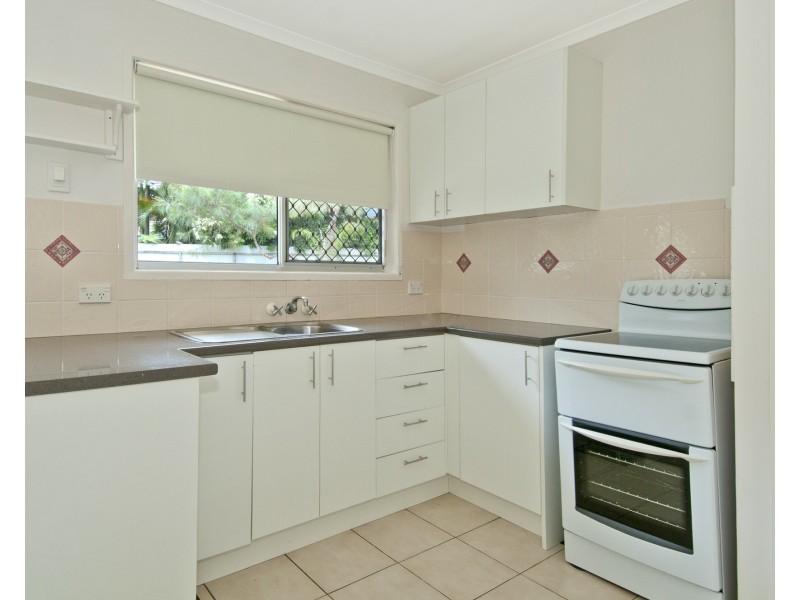 4 Yolla Street, Eagleby QLD 4207