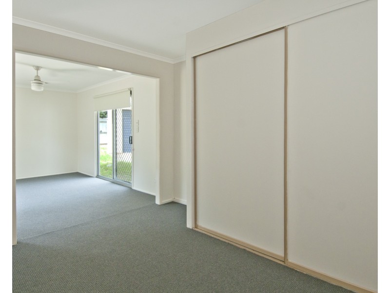 4 Yolla Street, Eagleby QLD 4207