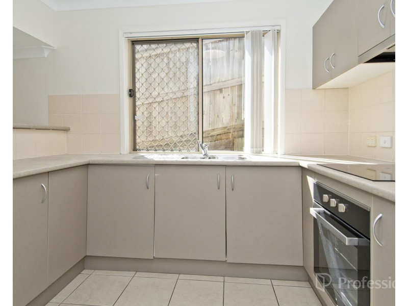 9 Yarraman Chase, Waterford QLD 4133