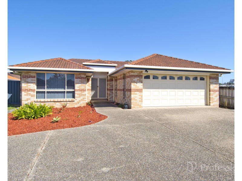 8 Dunne Court, Meadowbrook QLD 4131