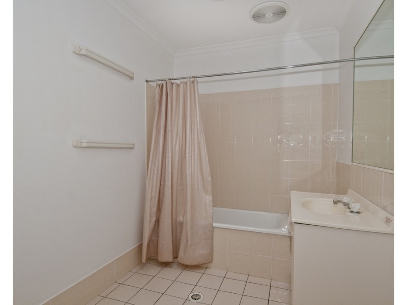 2/33 Solar Street, Beenleigh QLD 4207