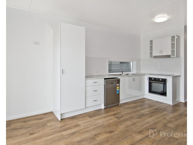 8A Fendale Street, Eagleby QLD 4207