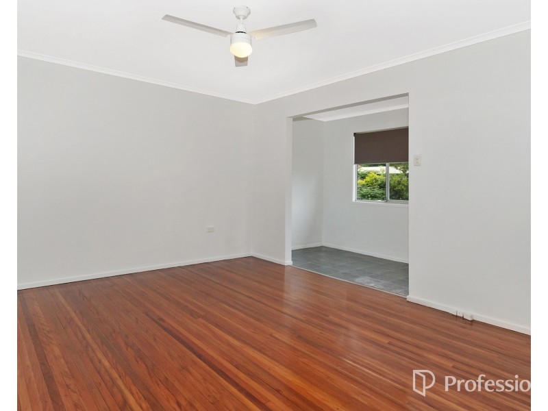 15 Kelly Street, Eagleby QLD 4207