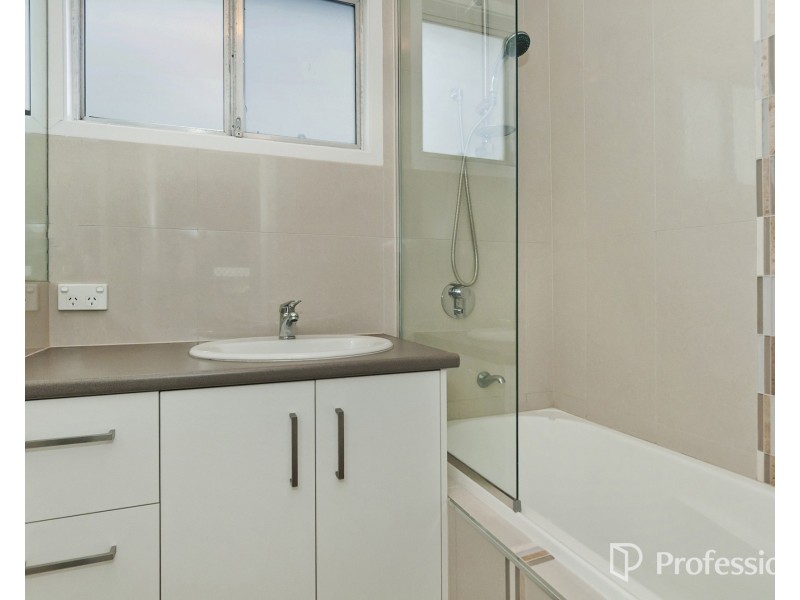 15 Kelly Street, Eagleby QLD 4207