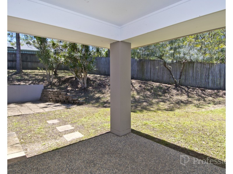 82 Woodlands Blvd, Waterford QLD 4133