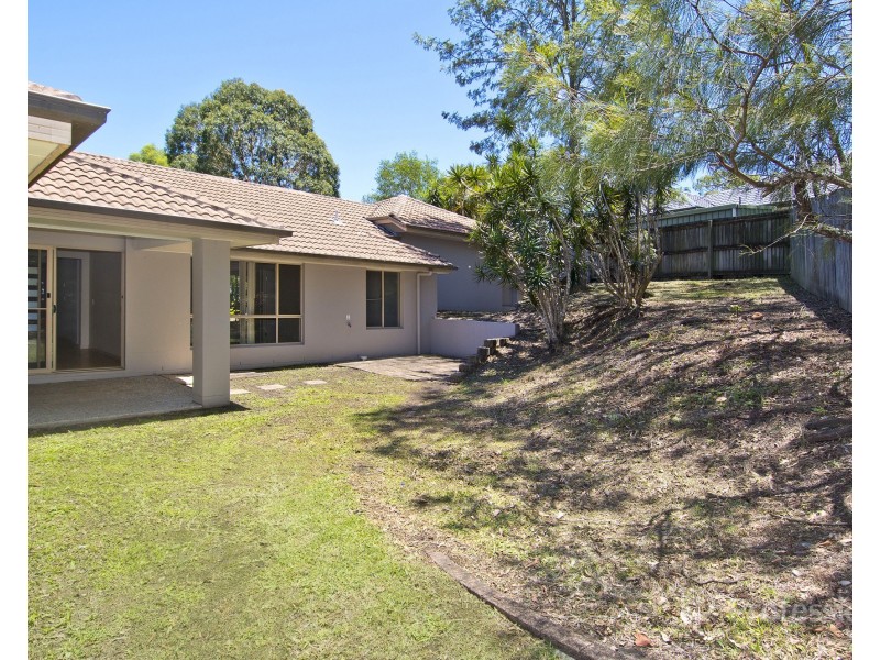 82 Woodlands Blvd, Waterford QLD 4133