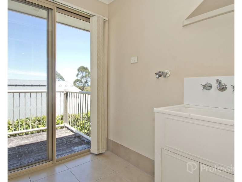 82 Woodlands Blvd, Waterford QLD 4133