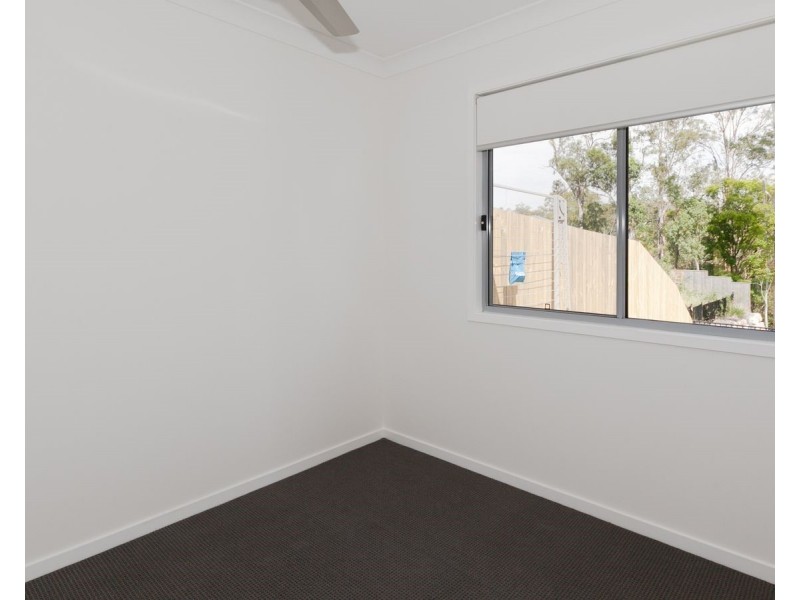 2/23 Haven Drive, Holmview QLD 4207