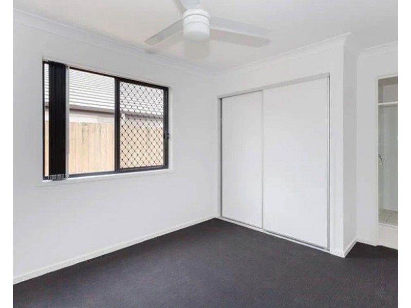 2/45B Pinelands Street, Loganlea QLD 4131