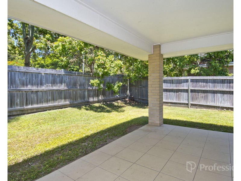 35 Sunstone Court, Logan Reserve QLD 4133