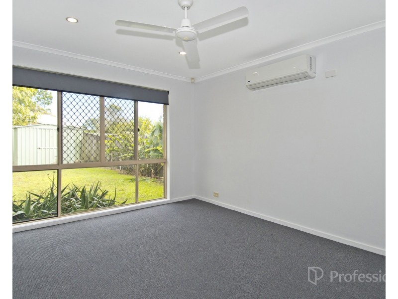 25 Loane Drive, Edens Landing QLD 4207