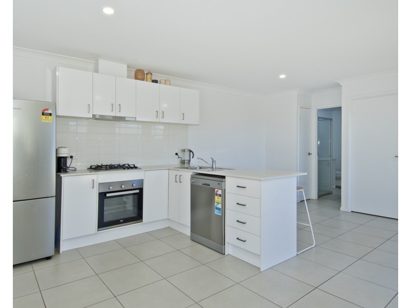 2/298 Dairy Creek Road, Waterford QLD 4133