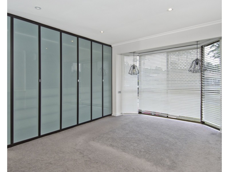 63 Kaiser Drive, Windaroo QLD 4207